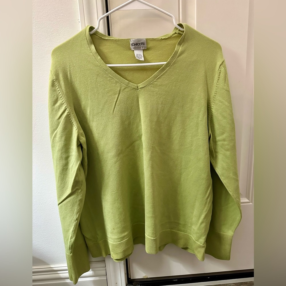 Green women’s Chicos top